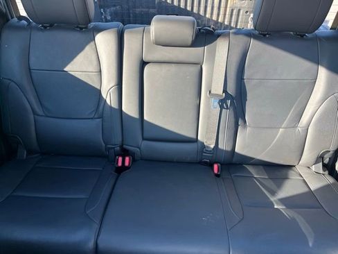 Used 2025 Toyota Tundra Platinum image 17