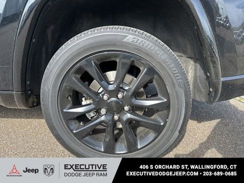 Used 2022 Jeep Grand Cherokee Laredo X AWD/4WD image 15
