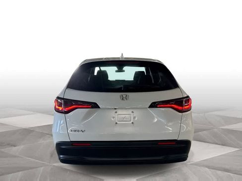 Certified 2026 Honda HR-V LX image 7