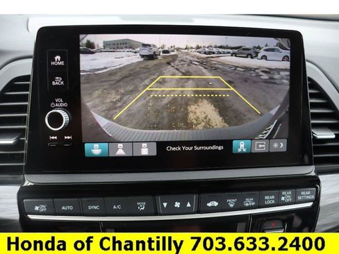 Certified 2025 Honda Odyssey Elite image 16