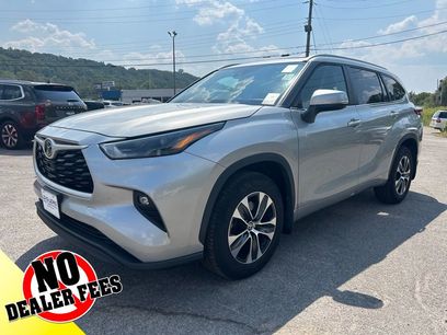 Used 2023 Toyota Highlander XLE