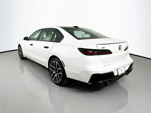 Certified 2023 BMW 760i xDrive w/ Parking Assistance Package image 7