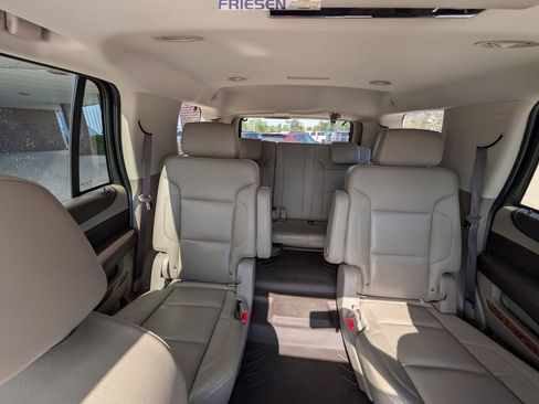 Used 2017 Chevrolet Tahoe Premier AWD/4WD image 20
