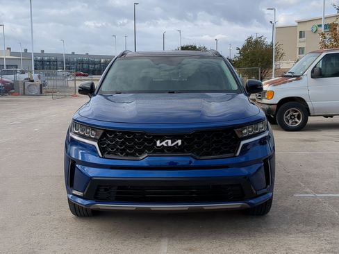 Used 2022 Kia Sorento S w/ Panoramic Sunroof Package image 9