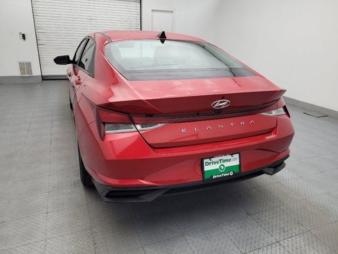 Used 2023 Hyundai Elantra SEL FWD image 6
