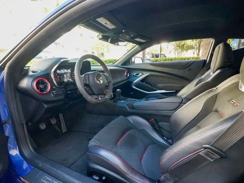 Used 2019 Chevrolet Camaro ZL1 image 62