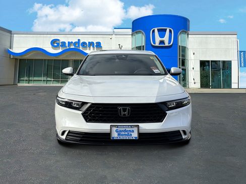 Used 2024 Honda Accord EX image 2