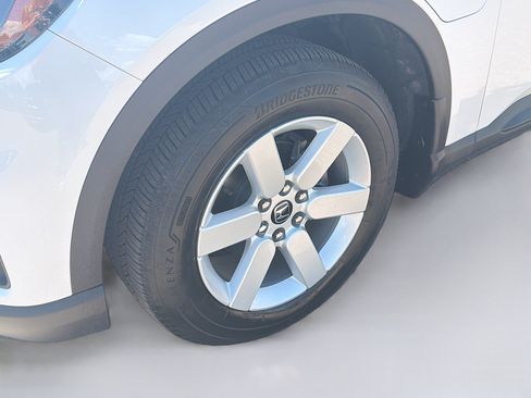 Used 2024 Honda Prologue EX image 11