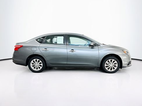 Used 2019 Nissan Sentra SV FWD image 10