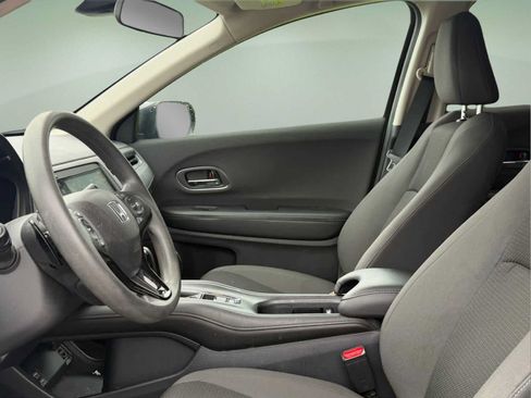 Used 2022 Honda HR-V EX image 7