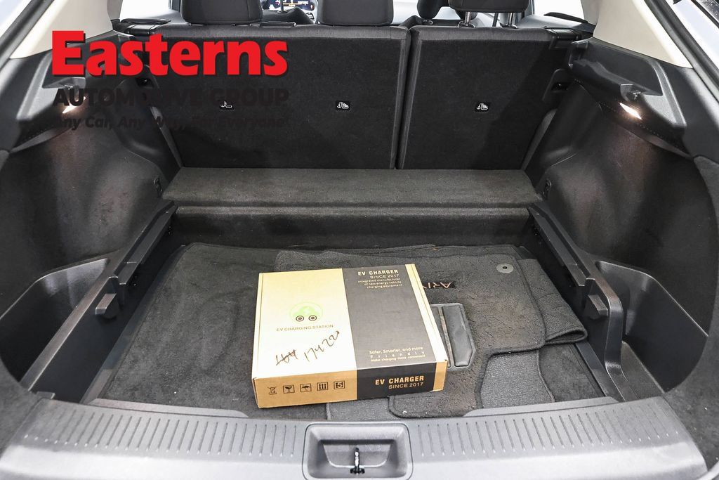 Used 2023 Nissan Ariya FWD image 11