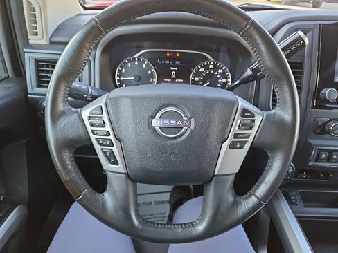 Used 2024 Nissan Titan SV w/ SV Convenience Package AWD/4WD image 18