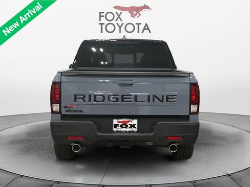 Used 2026 Honda Ridgeline Black Edition image 5
