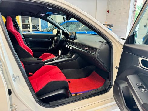 Used 2024 Honda Civic Type R image 25