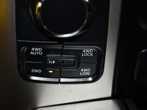 Used 2017 RAM 1500 Big Horn AWD/4WD image 26