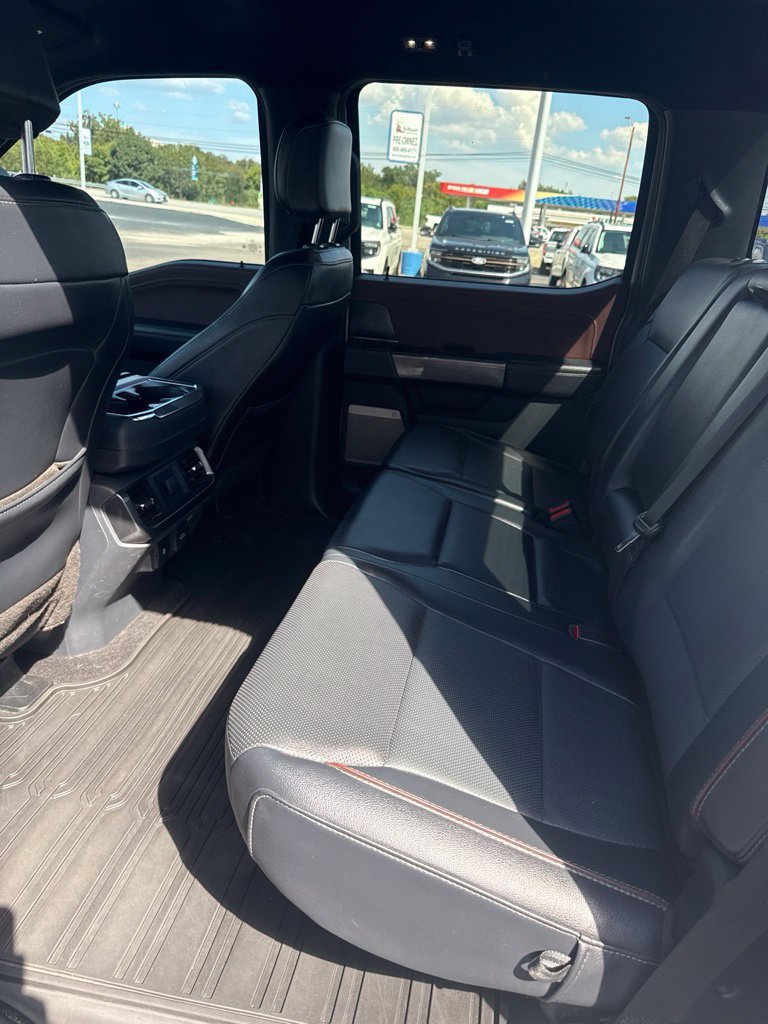 Used 2023 Ford F150 Lariat AWD/4WD image 4