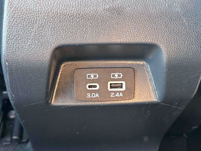 Used 2024 Subaru Crosstrek 2.0i Premium AWD/4WD image 34