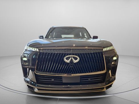 Certified 2025 INFINITI QX50 Luxe image 9