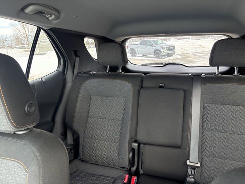 Used 2024 Chevrolet Equinox LT w/ LPO, Floor Liner Package image 40