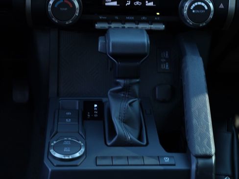 New 2025 Toyota Tacoma SR5 image 13