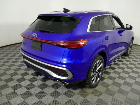 New 2025 Audi SQ5 Premium image 3