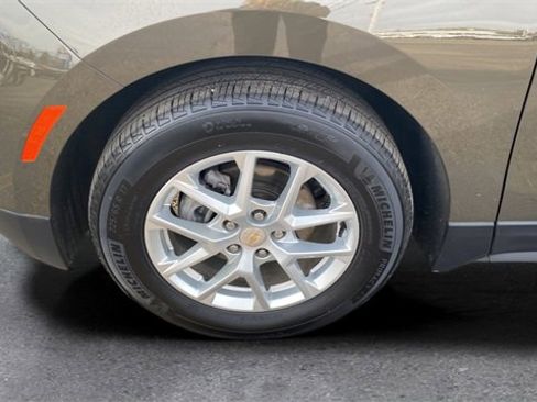 Used 2024 Chevrolet Equinox LT image 20