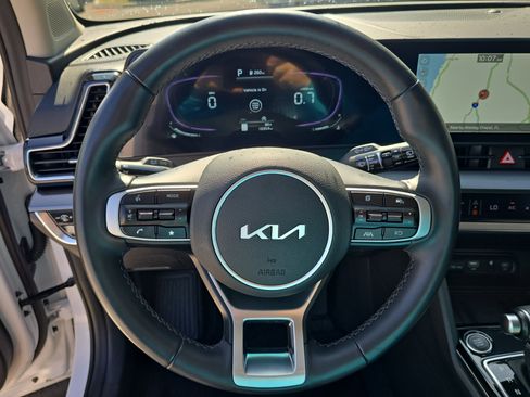 Certified 2023 Kia Sportage EX FWD image 29