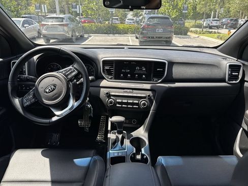 Used 2022 Kia Sportage Nightfall Edition FWD image 14