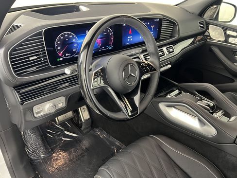 Certified 2026 Mercedes-Benz Maybach GLS 600 4MATIC image 17