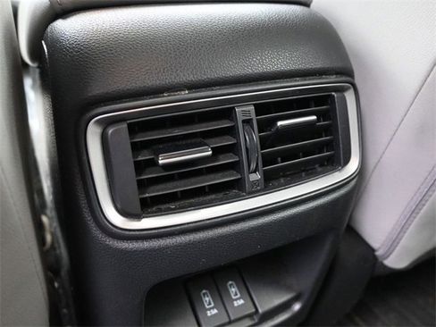 Used 2019 Honda CR-V Touring image 32