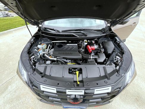 Certified 2025 Nissan Rogue SV AWD/4WD image 24