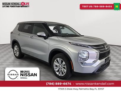 Used 2025 Mitsubishi Outlander ES