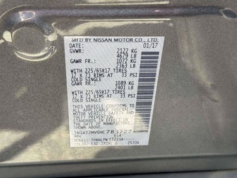 Used 2017 Nissan Rogue S AWD/4WD image 14