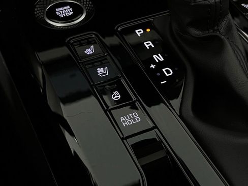 Used 2023 Kia Niro SX image 20