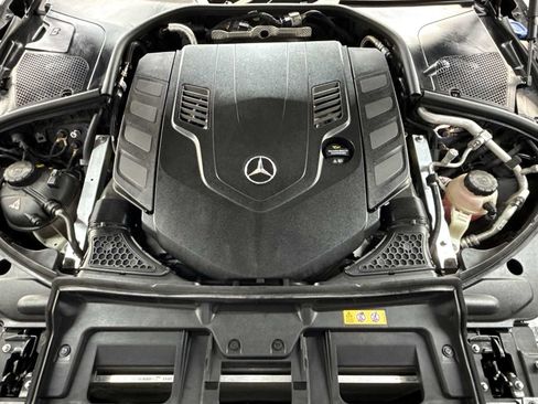 Used 2024 Mercedes-Benz S 580 4MATIC Sedan image 12