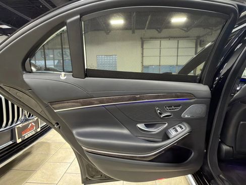 Used 2015 Mercedes-Benz S 63 AMG 4MATIC Sedan image 40