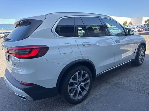 Used 2021 BMW X5 sDrive40i w/ Convenience Package RWD image 4