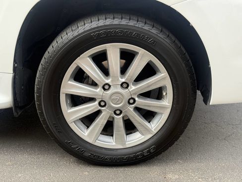 Used 2008 Lexus LX 570 4WD image 8