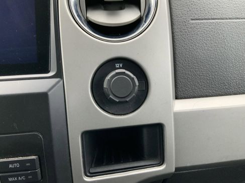 Used 2012 Ford F150 Lariat w/ Lariat Chrome Pkg image 57