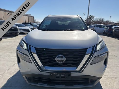 Certified 2023 Nissan Rogue SL w/ SL Premium Package image 2