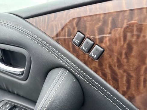 Used 2018 Nissan Armada SL w/ Moonroof Package RWD image 28