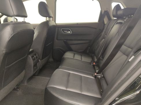 Used 2021 Nissan Rogue SV w/ Premium Package FWD image 18