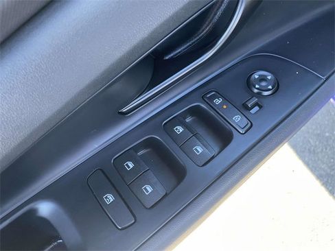 Certified 2025 Hyundai Elantra Sport image 15