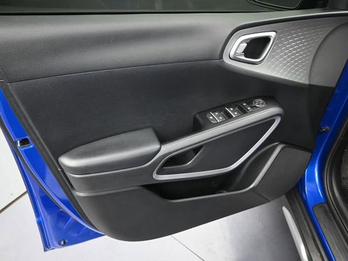 Used 2020 Kia Soul X-Line FWD image 12