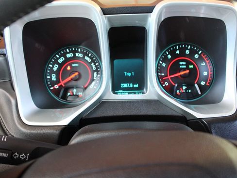 Used 2013 Chevrolet Camaro SS w/ SS Performance Package RWD image 16