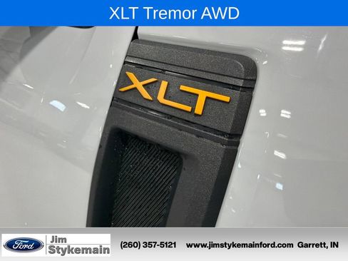Used 2023 Ford Maverick Tremor w/ Tremor Off-Road Package AWD/4WD image 15