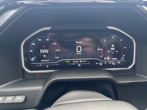 Used 2024 GMC Sierra 2500 AT4 w/ AT4 Premium Plus Package image 49