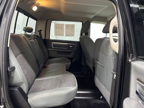Used 2017 RAM 1500 Big Horn AWD/4WD image 36