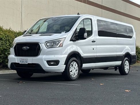 Used 2023 Ford Transit 350 XLT image 8