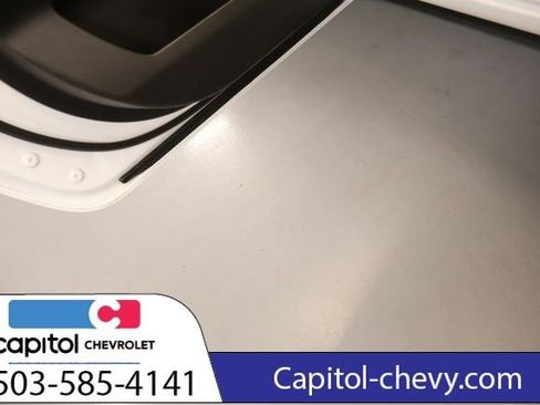 Used 2025 GMC Sierra 1500 AT4 image 29